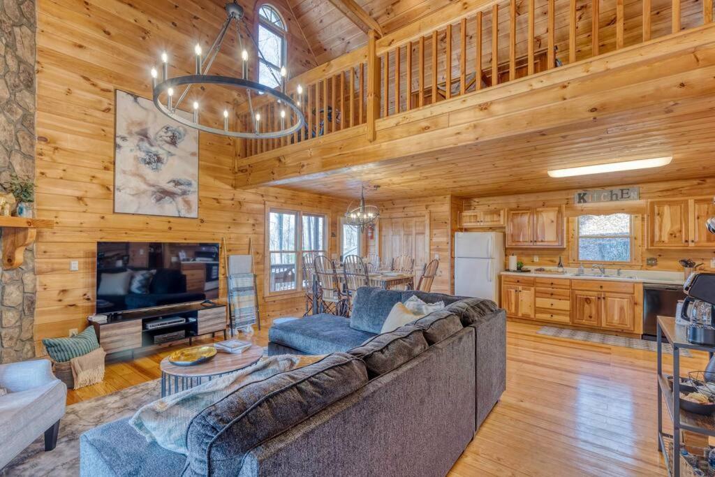 Mtn Cabin Sleeps 10 - 5 Mins To Fishing & Camping Ellijay Buitenkant foto