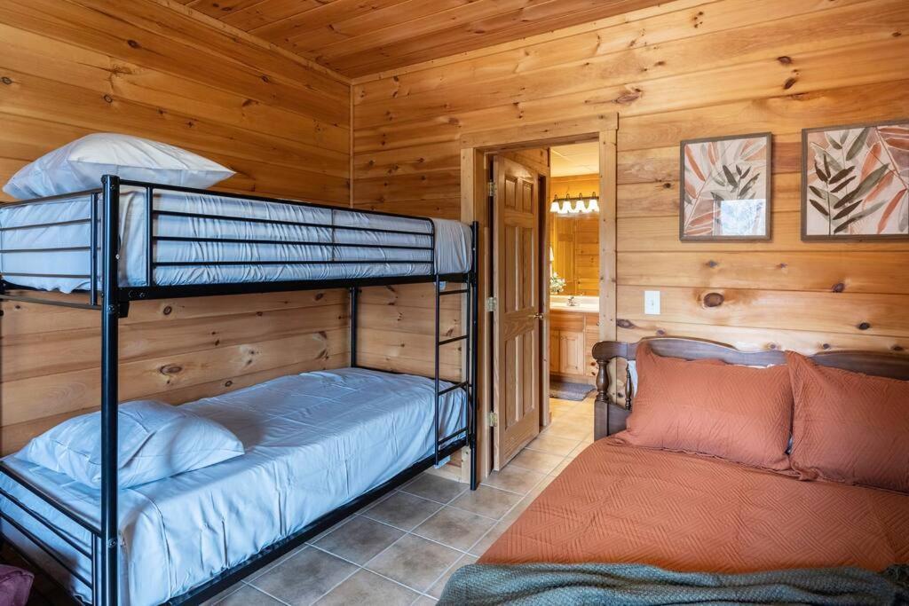Mtn Cabin Sleeps 10 - 5 Mins To Fishing & Camping Ellijay Buitenkant foto