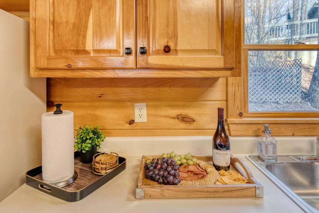 Mtn Cabin Sleeps 10 - 5 Mins To Fishing & Camping Ellijay Buitenkant foto