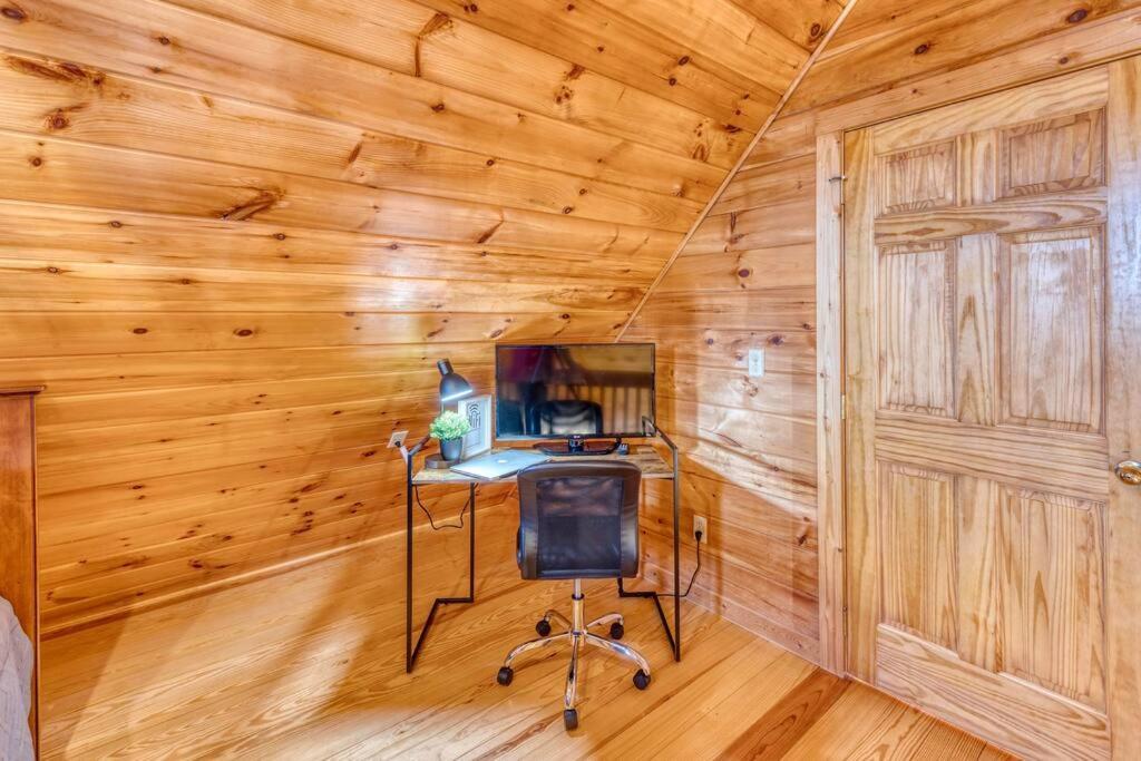 Mtn Cabin Sleeps 10 - 5 Mins To Fishing & Camping Ellijay Buitenkant foto